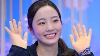 本田真凜からバレンタインのプレゼント　赤を集めた写真集に反響「天使です」「可愛い」