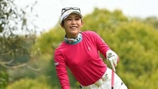 31歳金田久美子、“ぎっくり腰疑惑”も3打差4位発進　「逆にショットがよくなった」