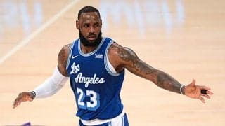 右足首の捻挫で長期離脱中のレブロン・ジェームズ…早ければ来週に復帰か？