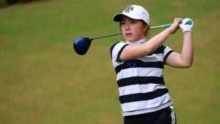 手塚彩馨が首位、2打差2位に佐藤心結　日本女子アマ