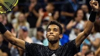 オジェ 逆転勝ちで全米8強へ