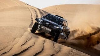 TOYOTA GAZOO Racing、2022年ダカールラリーに開発中のT1+ハイラックス4台で参戦