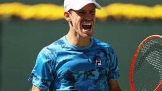 シュワルツマン 快勝で決勝へ