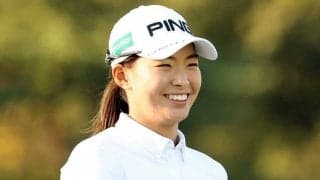 渋野日向子、親友＆ライバルと熱烈ハグ　優勝直後の“歓喜の10枚”に反響「しびれた」