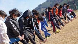 走りを通じて学べる、人生に大切なこと　元五輪選手が宮古の子供たちと過ごす半年間