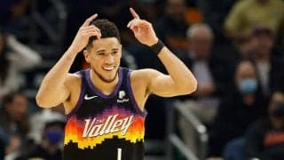 サンズのデビン・ブッカーが通算1万得点をクリア、NBA史上3人目のエリートクラブ入り