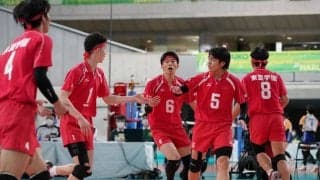 東亜学園が初戦突破　佐藤監督「成長したなと」／春高バレー