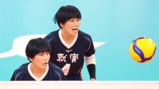 春高バレー　２連覇の就実　双子の絆が窮地を救う
