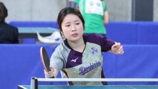 同志社大勢が躍動　本井が小塩に勝利　山本は出澤下す＜全日本卓球2022女子単3回戦①＞