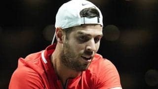 ハチャノフ 快勝で初戦突破