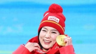 アルペンスキー・２大会連続金メダルの村岡桃佳、「二刀流」が生んだ強さの理由
