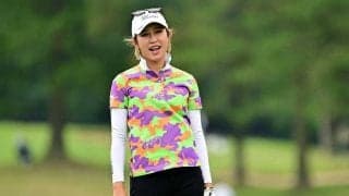 金田久美子、18番鮮やかイーグルに本人もビックリ！　今季最高9位で飛び跳ねハイタッチ