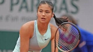 US女王ラドゥカヌが逆転負けで2回戦敗退。サスノビッチにテンポの良いテニスを出せず[全仏オープン]