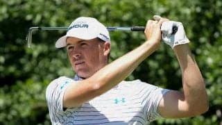ゴルフ米名手、林の中でもお構いなしの好リカバリー連発に驚きの声「クレイジーだ！」