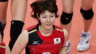 狩野舞子がチアリーダーの真ん中で”センター立ち”！「おぉ～綺麗な扇型」「８・５等身くらいありますね」と反響続々