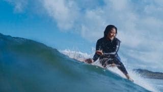 田岡なつみがROXYアスリートへ！「日本人初のロングボード世界チャンピオンを目指す」