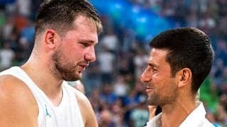 ジョコ、バスケ親善試合を観戦 