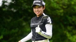22歳菅沼菜々が首位堅守　歴代最多勝キャディーの“和ませ術”に感謝「靴下の穴を…」