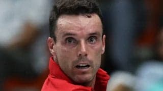  スペインが接戦制し3戦全勝 