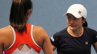  青山修子ペア 東レ初戦敗退 