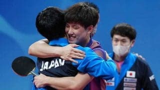 張本智和、試合前に「やばい、緊張してきた」　殊勲の2勝の裏側を田勢監督が明かす【世界卓球】