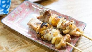 焼鳥をよく注文する人は幸福度が高い？居酒屋メニューから傾向を調べてみた