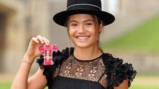 ラドゥカヌ 英国勲章授与「光栄」