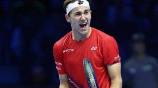 ルード、ブリスベンに到着