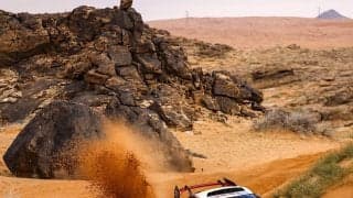 【ダカール・ラリー】5日目　ステージ4はWRCのレジェンド、セバスチャン・ローブが制す トヨタのナッサー・アル-アティヤが総合首位守る