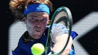  ルブレフ、ティーム撃破で初戦突破 