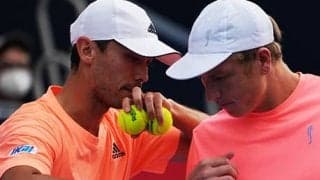  前週Vマクラクラン組、初戦突破 