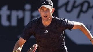 ティーム 母国CHで初戦突破