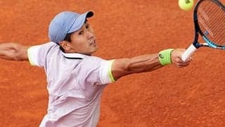 綿貫 逆転負けで全仏予選敗退
