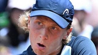  世界9位撃破で芝大会初4強 