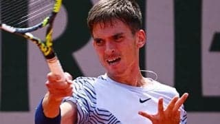  17歳新星が快勝 ツアー初8強 