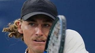  予選勝者が世界12位を撃破 