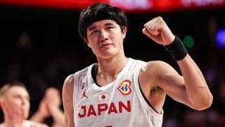 【バスケW杯】56年ぶり2勝で日本代表が得た“手応え”　リード時間わずか4分24秒も、「信じる力」でパリ五輪に王手