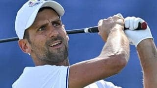 ジョコ、ゴルフでナイスショット
