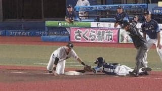 「相手が悪かった」一体、何が起きた？ 超絶スーパープレー“忍者走塁”が炸裂！神の手でかわされたロッテ助っ人・ブロッソーが呆然となった瞬間