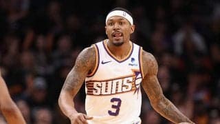 ビッグスリーそろい踏みから早くもアクシデント…ブラッドリー・ビールが右足首を捻挫