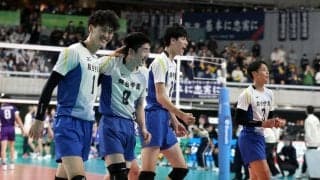 駿台学園、鎮西など４強入り　春高バレー第３日