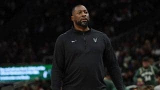 イースト2位のバックスが就任1年目のエイドリアン・グリフィンHCを解任