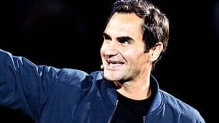  フェデラーがスキーの腕前を披露 