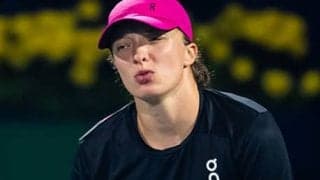  女王敗退 3年半ぶりに予選勝者に屈す 