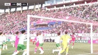 「彼が決めるとみんな嬉しい」香川真司の今季初ゴールにスタジアム歓喜の大熱唱！完璧な崩しから絶好のポジショニングで“レベチ”なヘッド弾を叩き込んだ瞬間