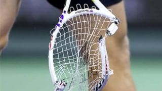  8秒で8回ラケット叩きつける蛮行 