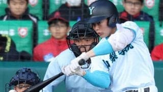 出番は突然やってきた　山梨学院、急成長の2年生躍動　センバツ