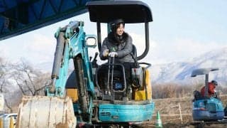 土居美咲が能登の被災地で考えた「アスリートとしてできること」　現役引退後、小型重機の免許を取得