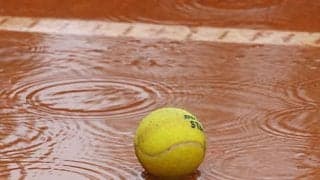  雨天で順延 1回戦が消化できず 