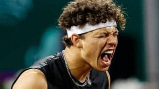  激闘を逆転で制しクレー初8強 